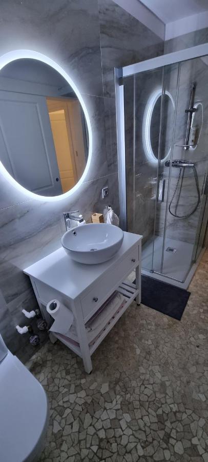 Loft Ferdinand Apartman Bukarest Kültér fotó